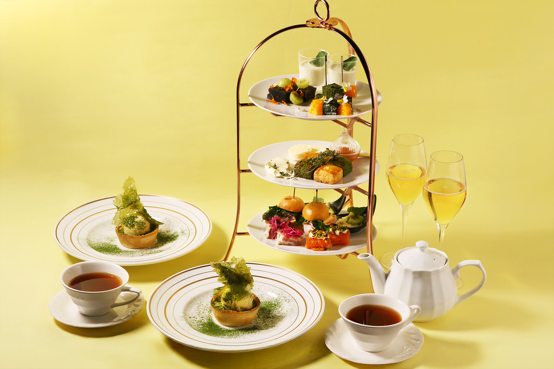 三菱一号館美術館 Café 1894初夏のアフタヌーンティーはいかがですか